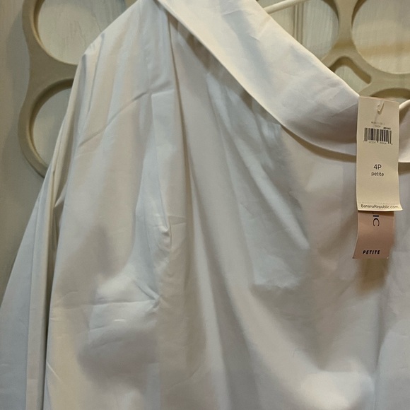 NWT- Banana Republic One Sleeve Folded Collar Blouse - Picture 8 of 10